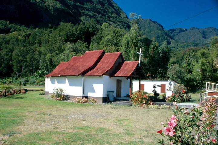 af_la_reunion_007.JPG - Eine kleine Dorfkirche im Cirque de Salazie auf La Reunion