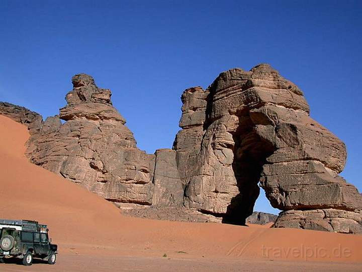 af_libyen_001.JPG - Fels- und Sandformationen im Akakus-Nationalpark, Libyen