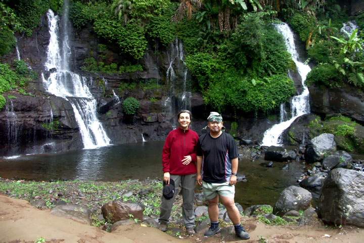 as_id_java_016.JPG - Bild am Orak-Wasserfall bei Bandung auf Java, Indonesien