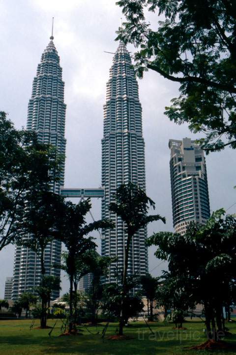 as_malaysia_004.JPG - Die Petrona Twin Tower in Kuala Lumpur, die ehemals hchsten Gebude der Erde in Malaysia