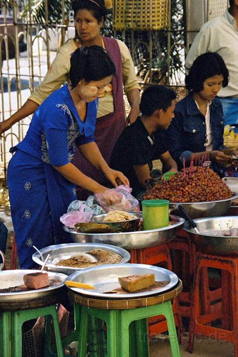 as_myanmar_064.jpg - Garkche in Yangon