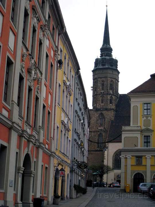 eu_de_bautzen_008.jpg - Der Bautzner Dom am Fleischmarkt, gegenber dem Rathaus