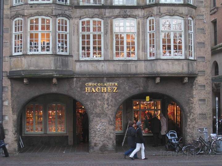 eu_de_bremen_002.jpg - Chocolatier Hachez am Bremer Rathaus