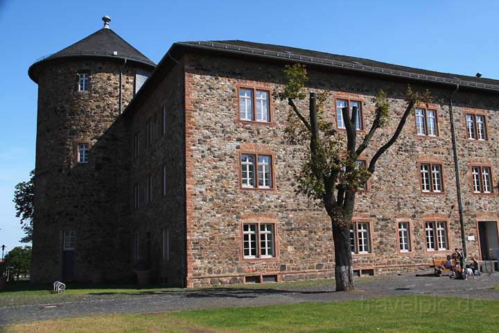 eu_de_butzbach_001.jpg - Teil des Landgrafenschlosses in Butzbach