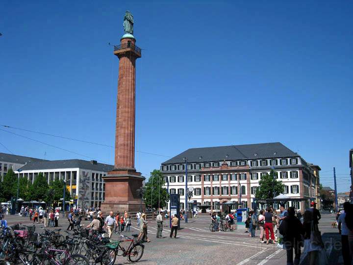 eu_de_darmstadt_003.jpg - Das Ludwigsmonument auf dem Luisenplatz in der Innenstadt