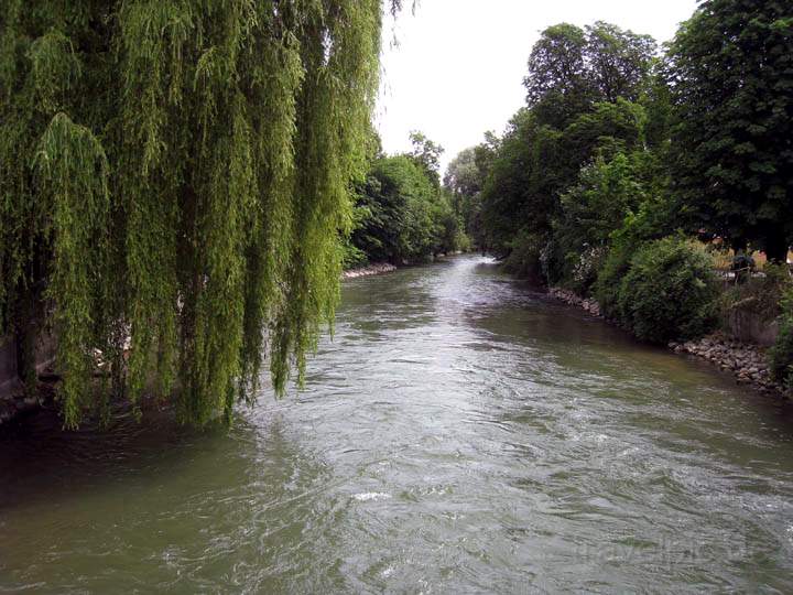 eu_de_fuerstenfeldbruck_024.jpg - Blick von der Brcke auf die Amper