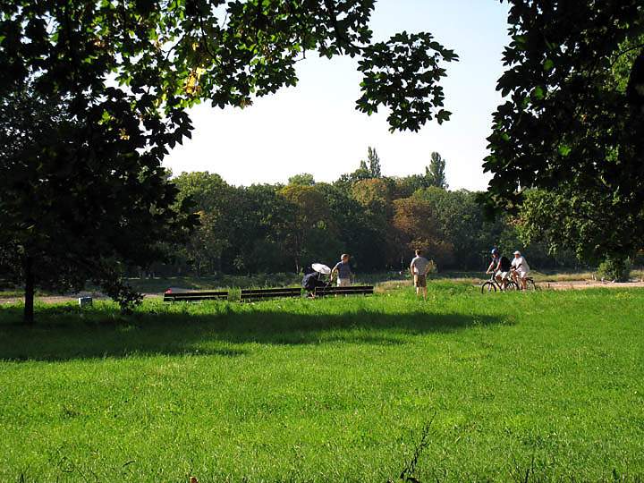 eu_de_mannheim_023.jpg - Der Waldpark ist einer der schnsten und grten Stadtparkanlagen in Deutschland