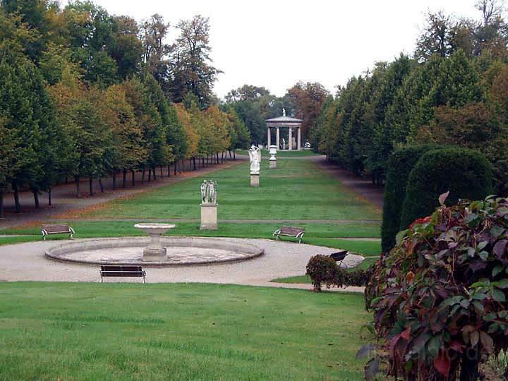 eu_de_mecklenburgische_seenplatte_013.jpg - Der Schlopark von Neustrelitz in Mecklenburg-Vorpommern