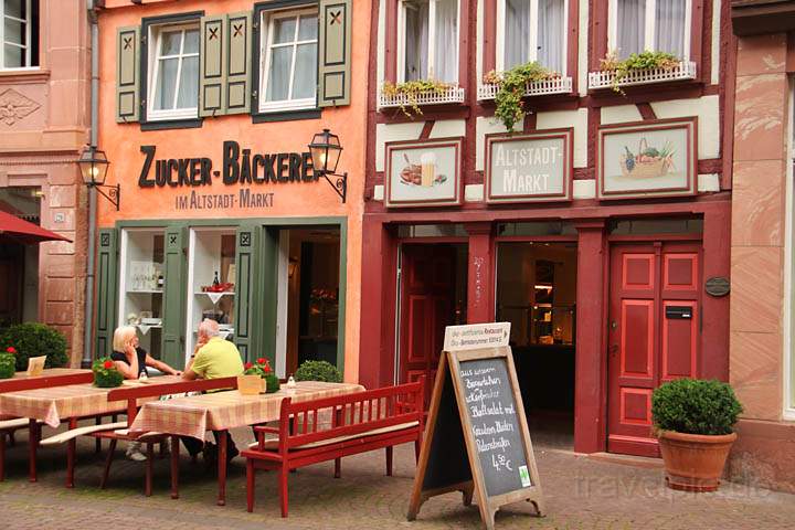 eu_de_miltenberg_019.jpg - Szenerie der Altstadt und Fugngerzone von Miltenberg