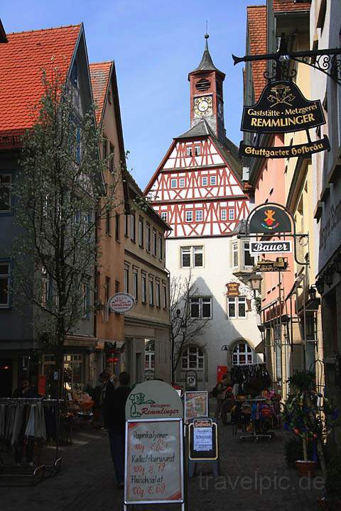 eu_de_oehringen_006.jpg - Die Fugngerzone der Marktstrae in hringen