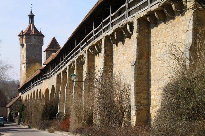 eu_de_rothenburg_035.jpg - Die alte Stadtmauer in Rothenburg ob der Tauber