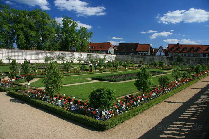 eu_de_seligenstadt_011.jpg - Der Garten der Abtei zu Seligenstadt