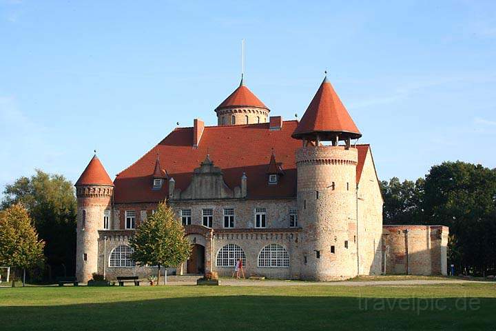 eu_de_usedom_006.jpg - Das Schlo in Stolpe auf der Insel Usedom