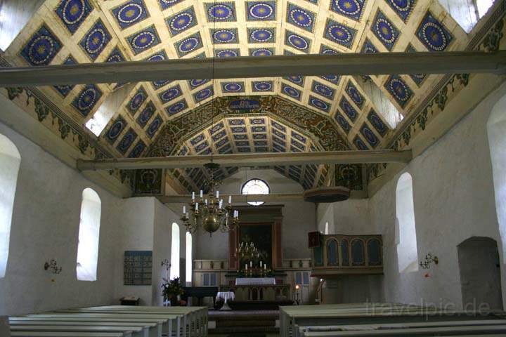 eu_de_usedom_016.jpg - Die schne Kasettendecke in Kirche St. Petri in Benz auf Usedom