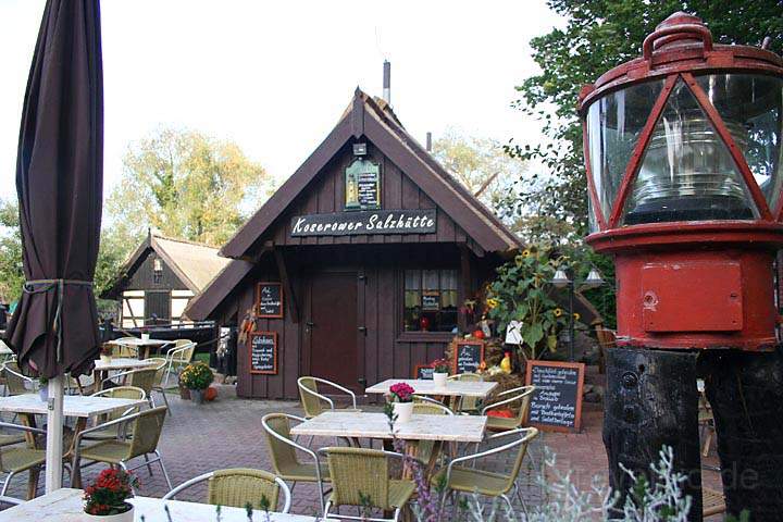 eu_de_usedom_028.jpg - Die Koserower Salzhtten sind heute teilweise Museum auf Usedom