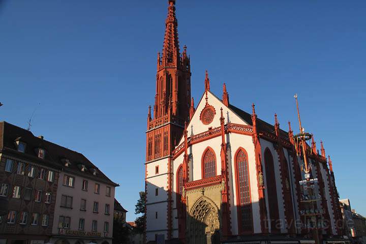 eu_de_wuerzburg_028.jpg - Die Marienkapelle an der Ecke des Marktplatzes zu Wrzburg