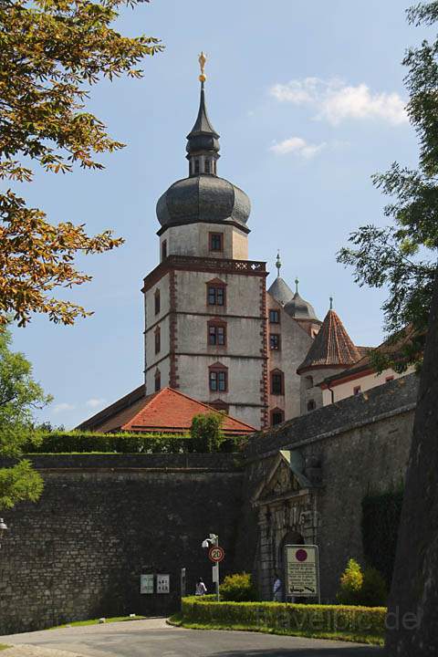 eu_de_wuerzburg_marienberg_002.jpg - Der Eingang zur Festung Marienberg in Wrzburg