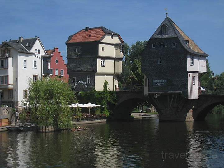 eu_de_bad_kreuznach_005.jpg - Die alte Brcke ber die Nahe mit den Brckenhusern