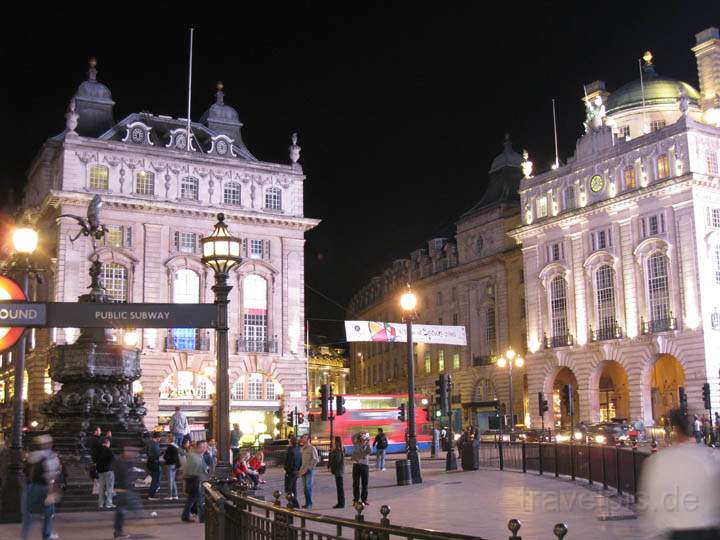 eu_gb_london_026.jpg - Die U-Bahn-Station am zentralen Picadilly Circus