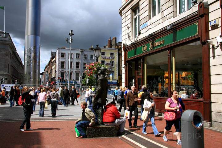 eu_ie_dublin_009.jpg - Blick von der Fugngerzone auf den Dublin Spire und die Henry Street