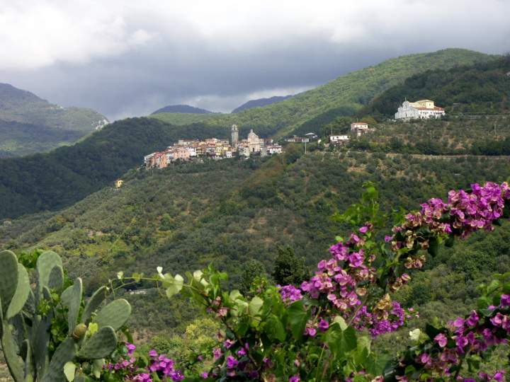 eu_it_toskana_004.JPG - Ein Bergdorf im Norden der Toskana, Italien