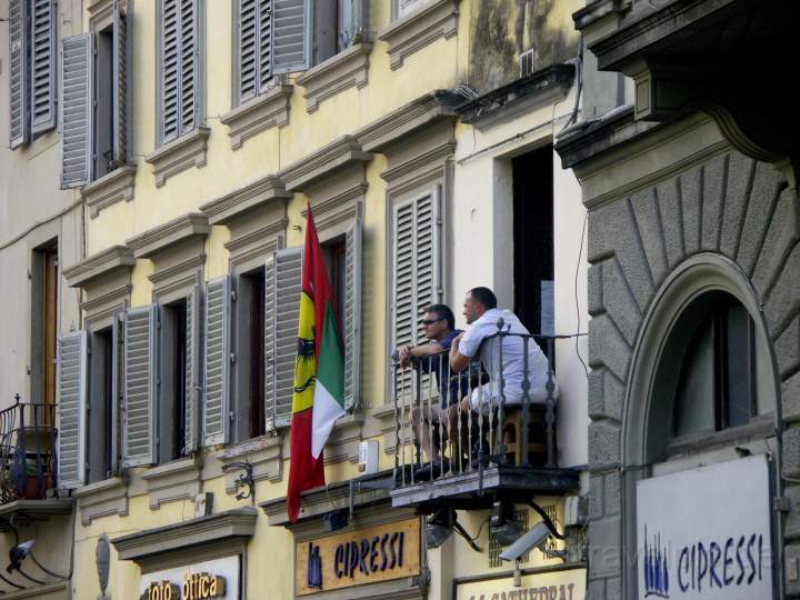 eu_it_toskana_027.JPG - Ein guter Beobachtungsplatz direkt am Dom Santa Maria del Fiore in Florenz