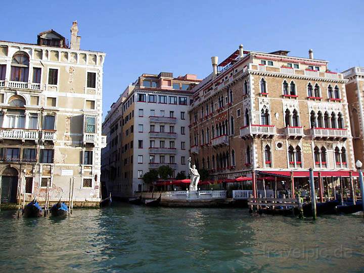 eu_it_venedig_014.jpg - Eindrcke antlang des Canal Grande