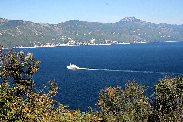 eu_kroatien_013.jpg - Fhrberfahrt von Istrien zur Insel Cres