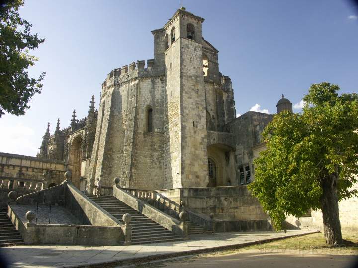 eu_portugal_015.JPG - Die phantastische Kreuzritterburg von Tomar in Zentral Portugal