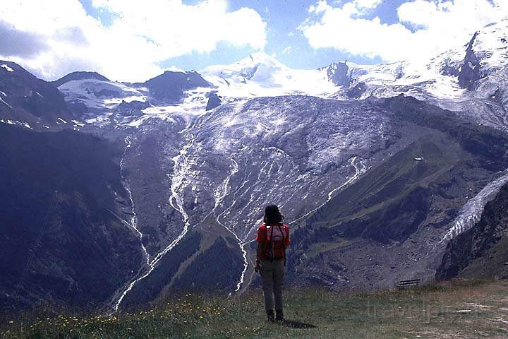 eu_ch_saastal_013.jpg - beim Abstieg vom Monte-Moro-Pa