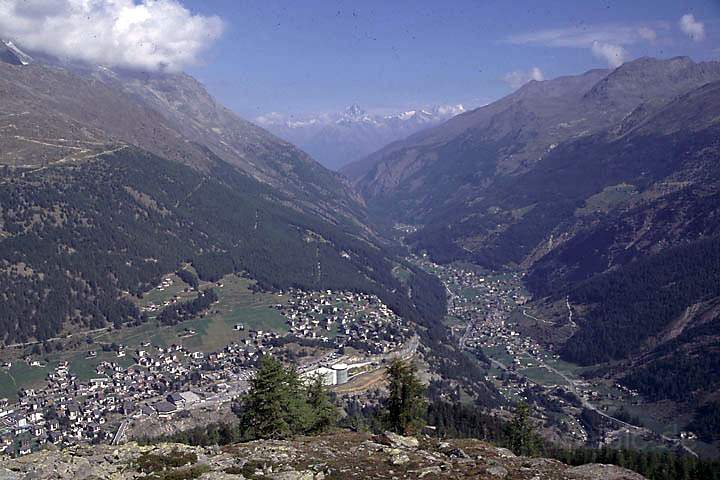 eu_ch_saastal_019.jpg - Blick auf Saas Fee im Saastal von Plattjen aus