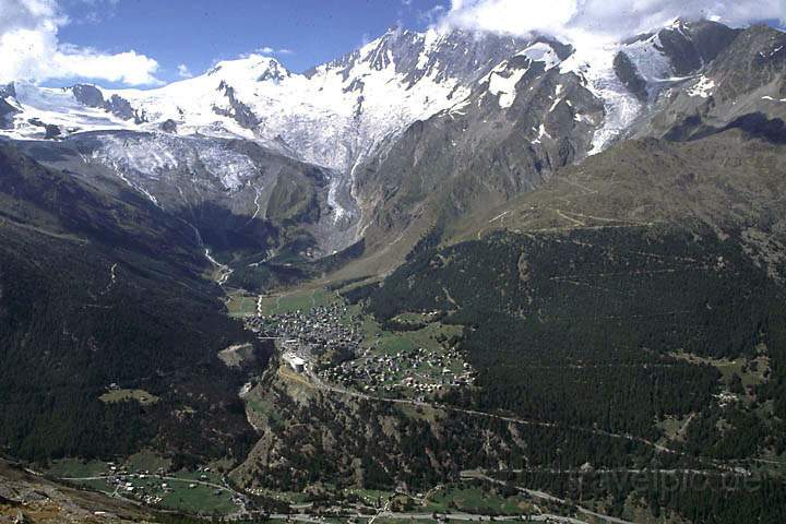 eu_ch_saastal_028.jpg - Hhenweg Kreuzboden, Blick auf Saas Fee im Saastal