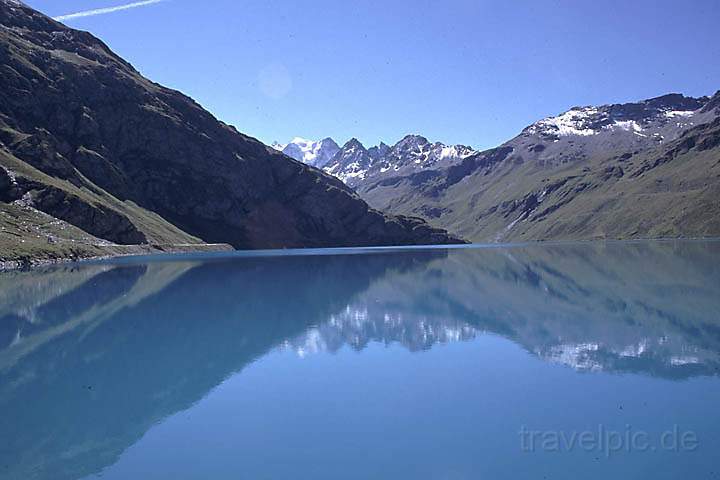 eu_ch_val_d_anniviers_004.jpg - Moiry-Stausee (Lac de Moiry) am Ende des Moirytales