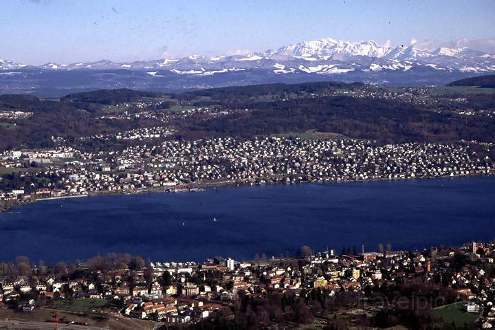 eu_ch_zuerich_005.JPG - Zrich mit die Blick auf den Zrichsee vom Uetliberg aus