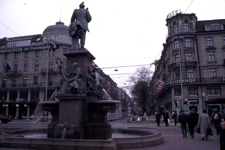 eu_ch_zuerich_009.JPG - In der Altstadt von Zrich, Schweiz