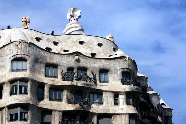 eu_es_barcelona_032.jpg - Das von Gaud erbaute Casa Mil an der Passeig de Grcia