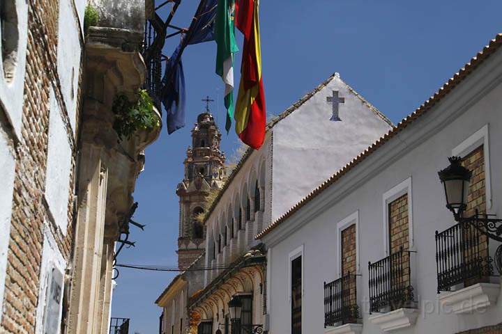 eu_es_ecija_008.jpg - Eine der zahlreichen Gassen in Ecija