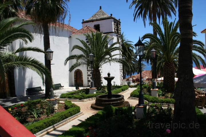 eu_es_la_palma_014.JPG - Die Dorfkirche des sehenswerten Ortes San Andrs auf la Palma