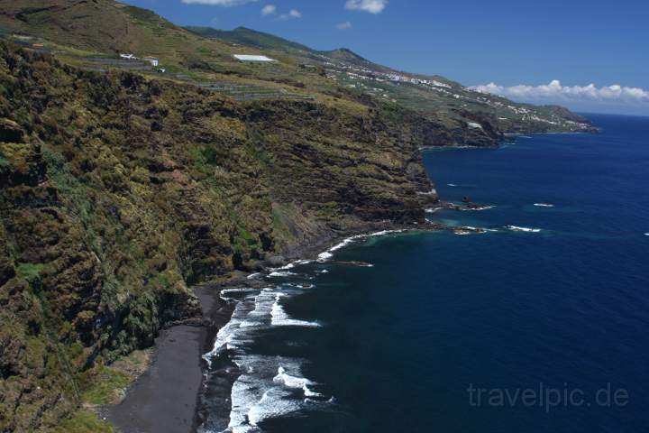 eu_es_la_palma_029.JPG - Kste mit einem abgelegenen Strand an der ostkste von la Palma