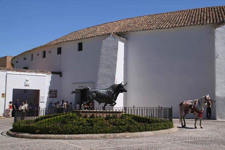 eu_es_ronda_004.jpg - Die Stierkampfarena Plaza de Toros in Ronda