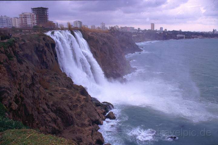 eu_tuerkei_022.JPG - Der Karpuzkaldrian-Wasserfall in der Nhe der Grostadt Antalya in der trkischen Riviera