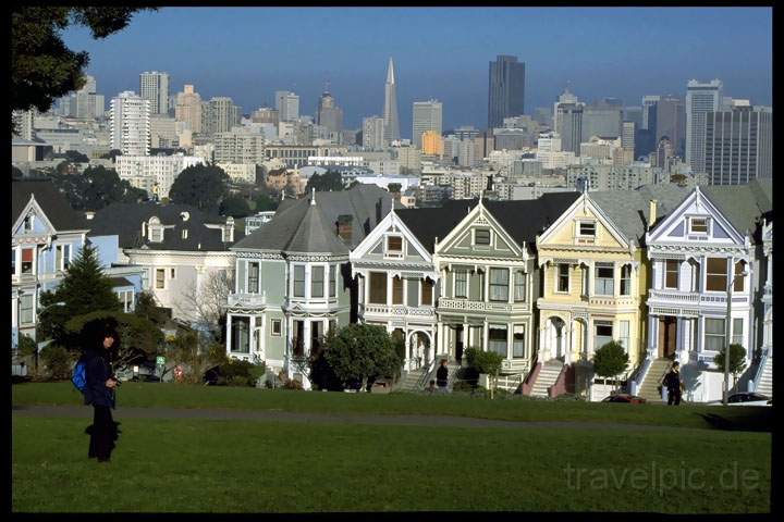 na_us_san_francisco_010.JPG - Das Alamo Square mit den viktorianischen Husern in San Francisco, USA