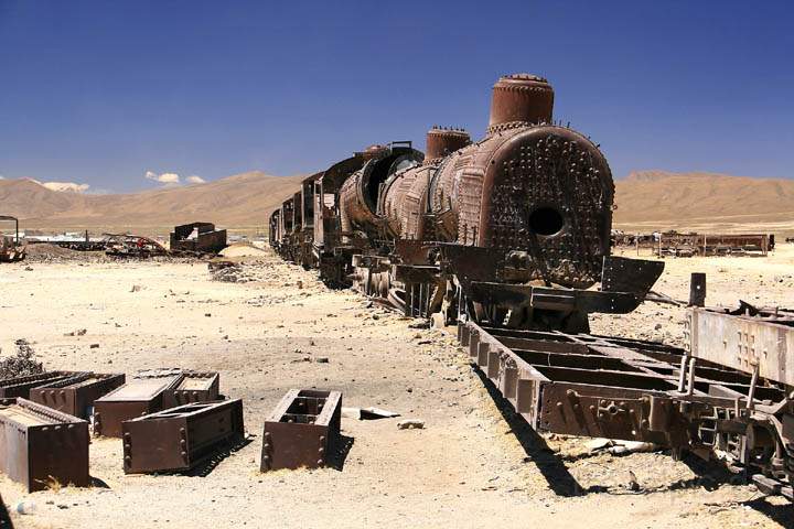 sa_bo_cementerio_tren_005.jpg - Auf dem Cementerio de Trenes bei Uyuni