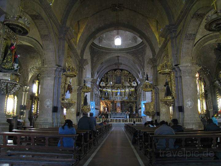 sa_bo_la_paz_001.jpg - Im Inneren der Baslica San Francisco von La Paz in Bolivien