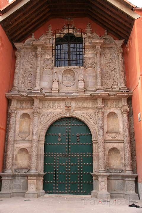 sa_bo_potosi_004.jpg - Das Eingangstor der Kirche La Merced in Potos