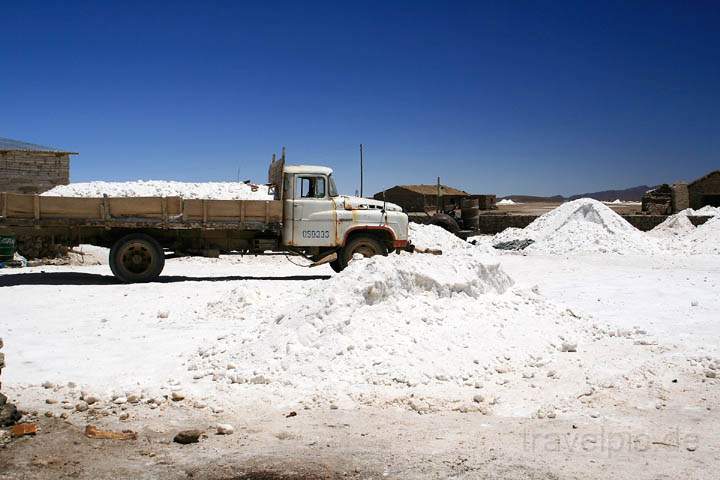 sa_bo_salar_de_uyuni_018.jpg - Salz ist in der Salar de Uyuni wenig spektakulr