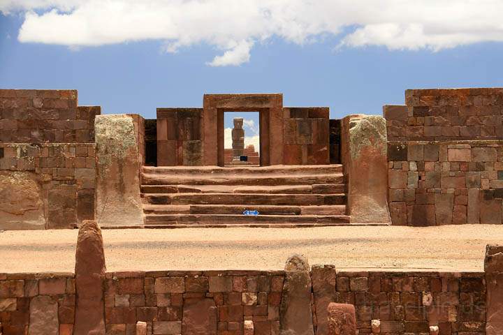 sa_bo_tiwanaku_013.jpg - Von der Tiwanaku-Kultur haben die Inkas mitte des letzten Jahrtausends viel bernommen