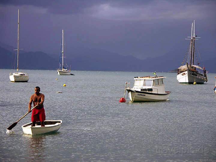 sa_br_angra_024.JPG - Befrderungsmittel auf der Ilaha Grande im Bundesstaat Rio de Janeiro