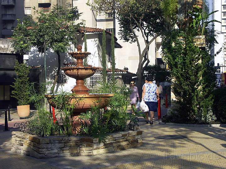 sa_br_sao_paulo_001.JPG - Idyllisches kleines Pltzchen in Sao Paulo