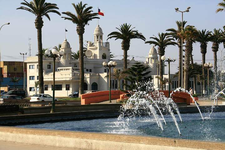 sa_cl_arica_010.jpg - Sdlich des Plaza Coln in Arica